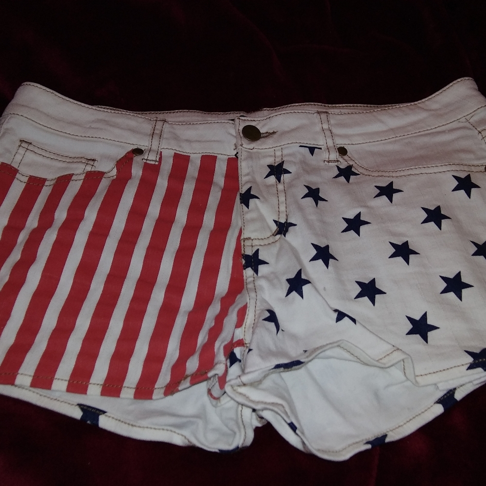 Beautiful Red White And Blue Stars And Stripes For